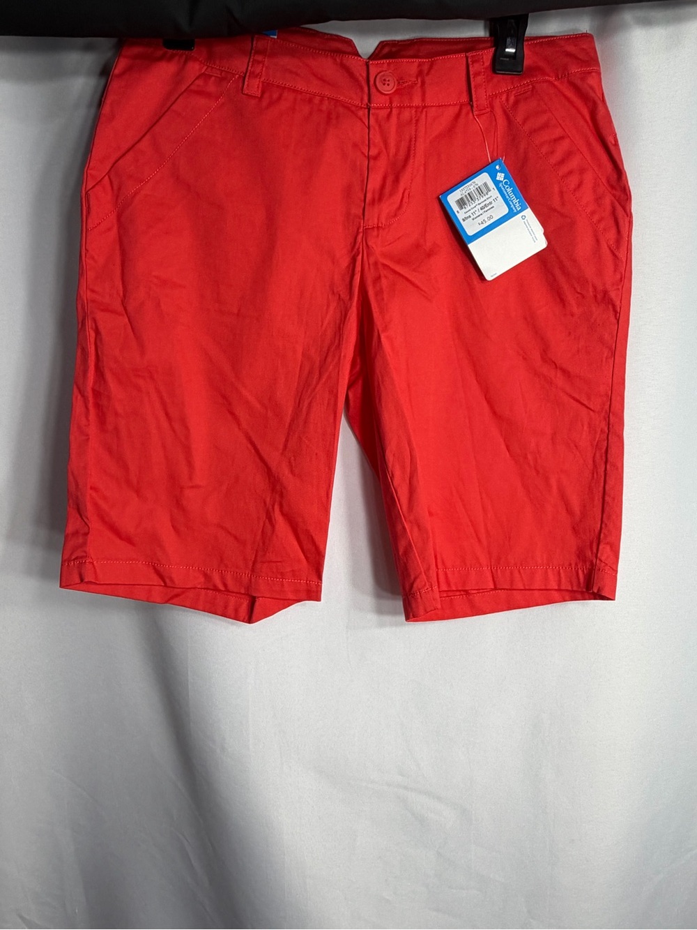 Columbia womens Bright Red Flat-Front Shorts size 8 NWT